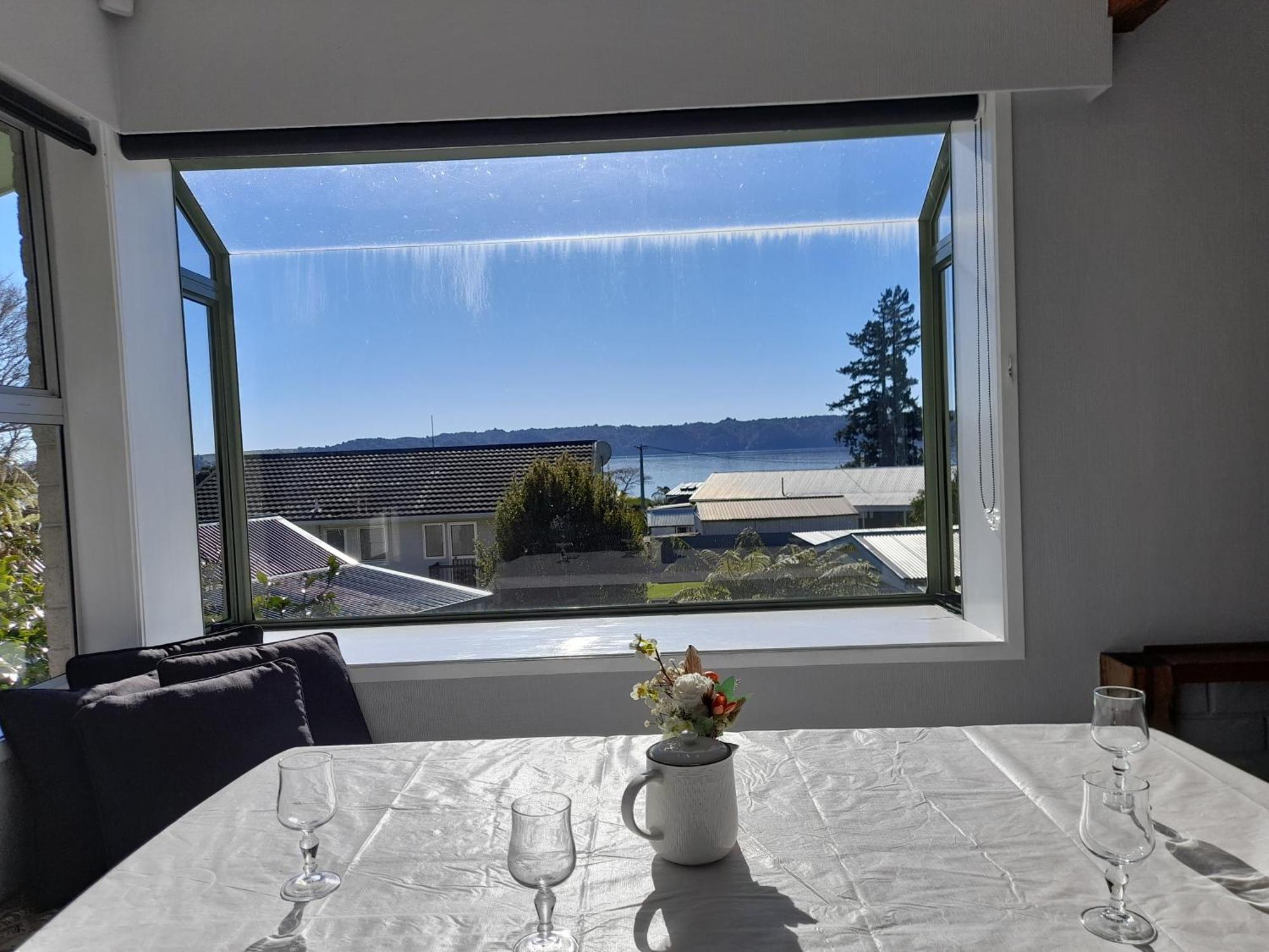 Lake Rotoiti Lakehouse Retreat Rotorua Exterior photo